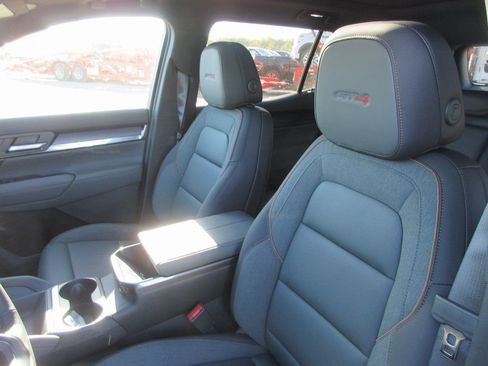 New 2026 GMC Terrain AT4 w/ Convenience Package III AWD/4WD image 12