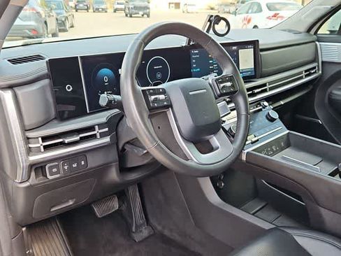 Used 2024 Hyundai Santa Fe Limited AWD/4WD image 10