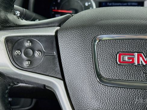 Used 2018 GMC Terrain SLE w/ Driver Convenience Package AWD/4WD image 11