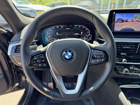 Certified 2023 BMW 530e xDrive AWD/4WD image 28