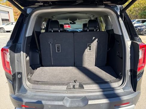 Used 2021 GMC Acadia SLT image 21
