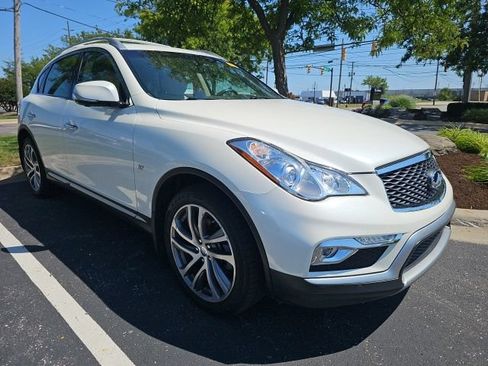 Used 2017 INFINITI QX50 AWD w/ Technology Package image 2