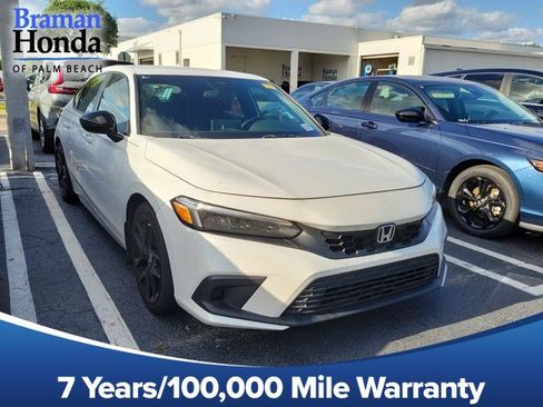 Used 2023 Honda Civic Sport image 1