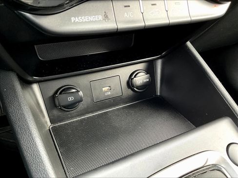 Used 2023 Hyundai Kona SEL w/ Cargo Package image 25