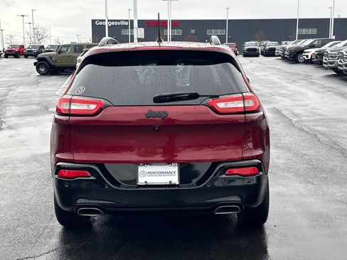 Used 2018 Jeep Cherokee Latitude image 4