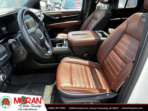 Certified 2024 GMC Yukon Denali Ultimate AWD/4WD image 18
