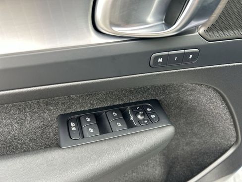 New 2026 Volvo XC40 B5 Ultra w/ Climate Package image 16