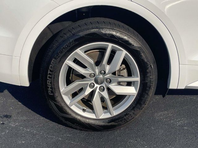Used 2020 Audi Q5 2.0T Premium AWD/4WD image 9