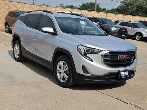Used 2018 GMC Terrain SLE w/ Driver Convenience Package FWD image 11