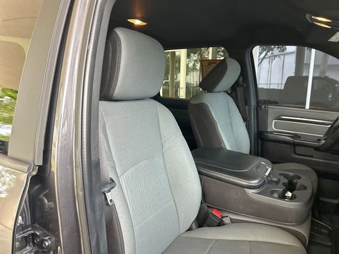 Used 2023 RAM 3500 Big Horn AWD/4WD image 26