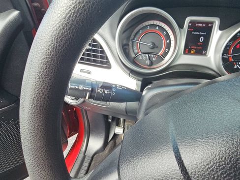 Used 2012 Dodge Journey SXT w/ Popular Equipment Group FWD image 13