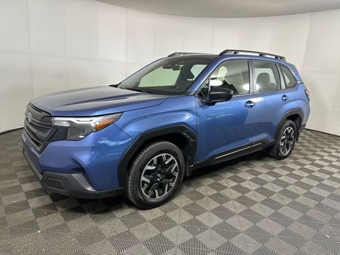 Used 2025 Subaru Forester image 7