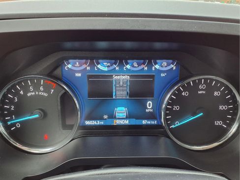 Used 2022 Ford Expedition XLT image 16