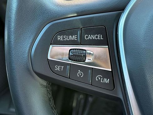 Used 2023 BMW 330i xDrive Sedan w/ Premium Package image 22