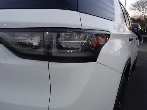 Used 2021 Chevrolet Traverse Premier w/ Redline Edition image 15