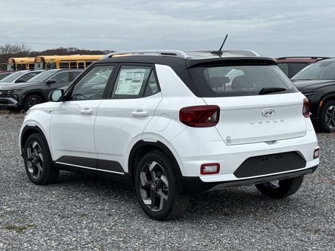 New 2026 Hyundai Venue SEL image 14