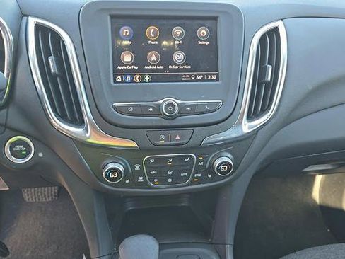 Used 2024 Chevrolet Equinox LT FWD image 8