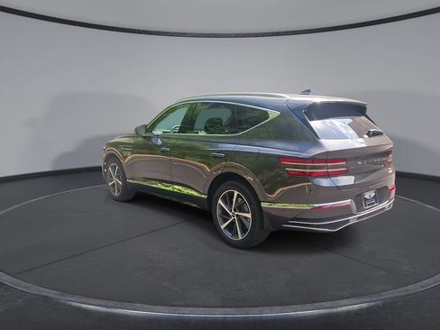 Used 2025 Genesis GV80 2.5T Advanced AWD/4WD image 2