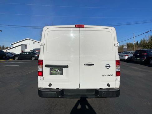 Used 2018 Nissan NV 1500 SV RWD image 7