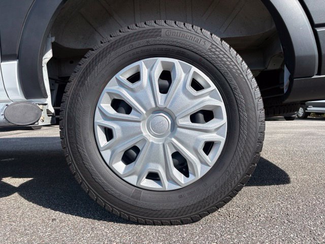 Used 2025 Ford Transit 250 Low Roof w/ Exterior Upgrade Package RWD image 19