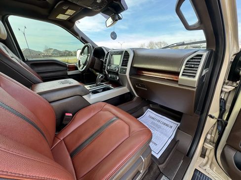 Used 2018 Ford F150 King Ranch w/ Equipment Group 601A Luxury image 42