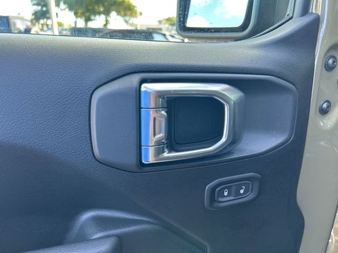 New 2026 Jeep Gladiator Sport image 33