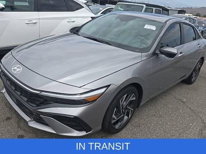 Used 2025 Hyundai Elantra Limited