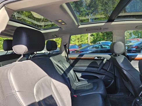 Used 2010 Audi Q7 3.6 Premium Plus w/ Premium Plus Pkg image 36