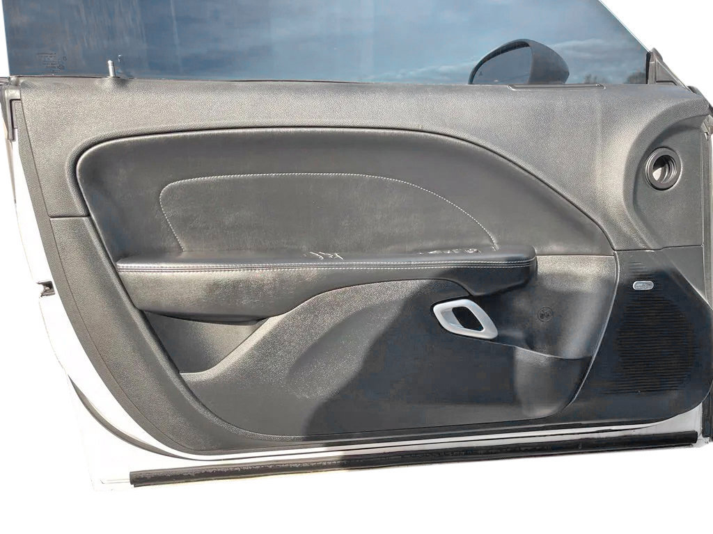 Used 2016 Dodge Challenger R/T Plus RWD image 15