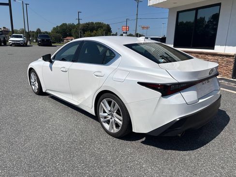 Used 2024 Lexus IS 300 w/ Comfort Package RWD image 7