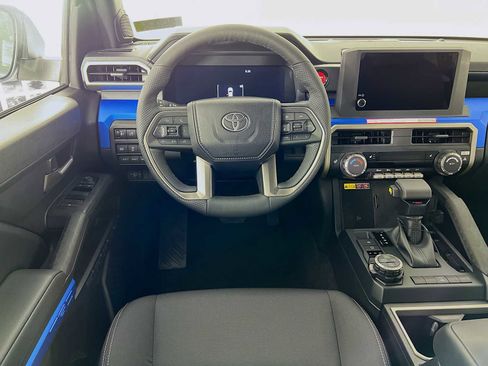 New 2025 Toyota Tacoma TRD Off-Road image 15