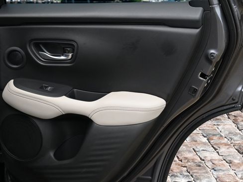 New 2026 Honda HR-V EX-L image 13