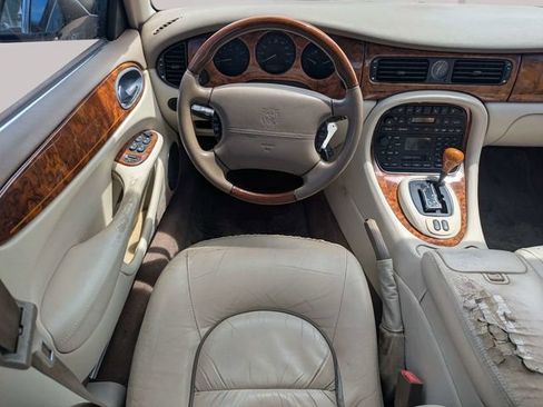 Used 2003 Jaguar XJ8 L RWD image 15