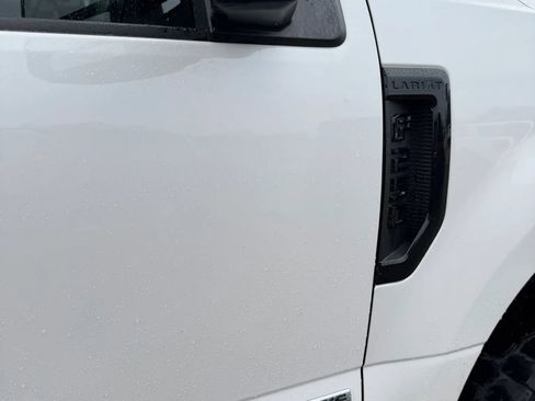 Used 2019 Ford F250 Lariat AWD/4WD image 9