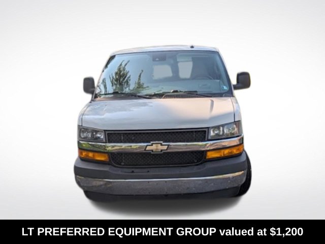 Used 2019 Chevrolet Express 3500 LT w/ LT Preferred Equipment Group RWD image 3
