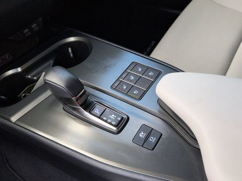 Used 2025 Lexus UX 300h FWD w/ Accessory Package (Z1) image 13