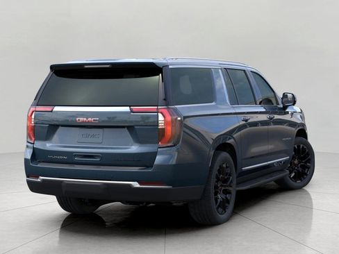 New 2026 GMC Yukon XL Elevation w/ LPO, Floor Liner Package AWD/4WD image 4