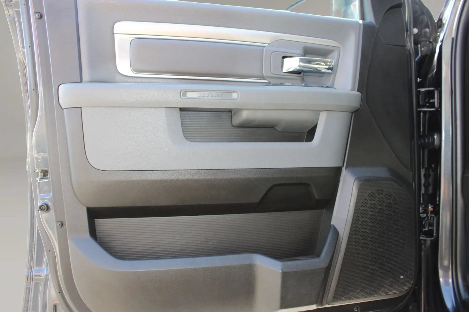 Used 2019 RAM 1500 Big Horn AWD/4WD image 16