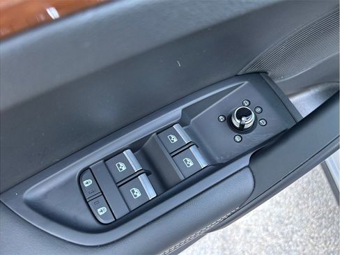 Used 2023 Audi Q5 2.0T Premium Plus w/ Premium Plus Package image 24