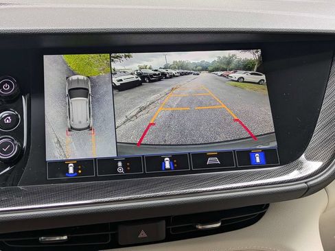 Used 2022 Buick Envision Essence w/ Technology Package I FWD image 22