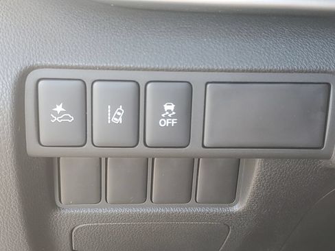 New 2026 Mitsubishi Eclipse Cross LE AWD/4WD image 30