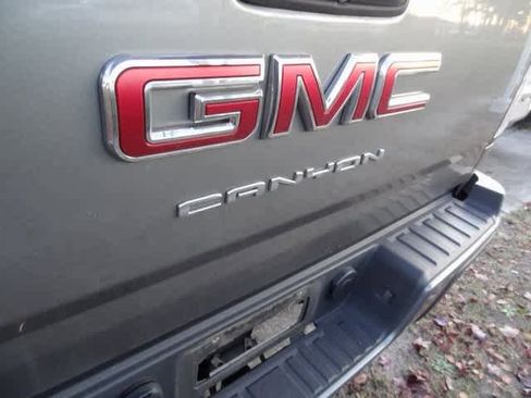 Used 2021 GMC Canyon Elevation image 22