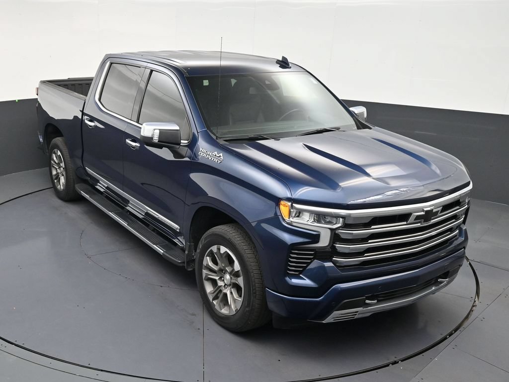 Used 2023 Chevrolet Silverado 1500 High Country w/ High Country Premium Package AWD/4WD image 15