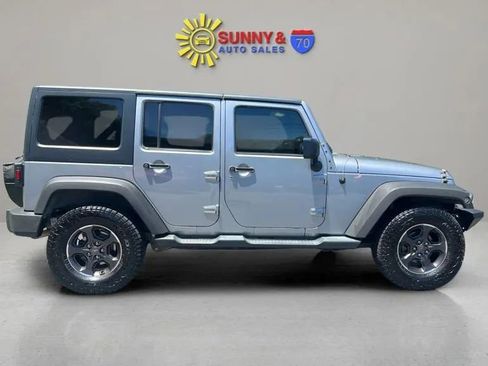 Used 2013 Jeep Wrangler Unlimited Sport AWD/4WD image 9