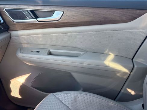 New 2026 Volkswagen Atlas SE image 23