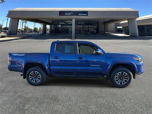 Used 2023 Toyota Tacoma TRD Sport image 7