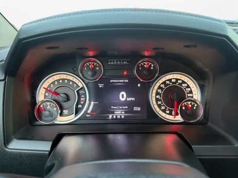 Used 2017 RAM 1500 Laramie w/ Convenience Group image 18