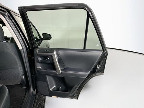 Used 2024 Toyota 4Runner SR5 image 27