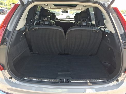 Used 2024 Volvo XC90 B5 Plus AWD/4WD image 29