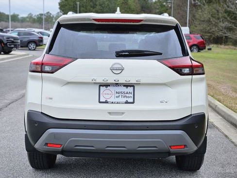 Certified 2023 Nissan Rogue SV w/ SV Premium B Package image 5